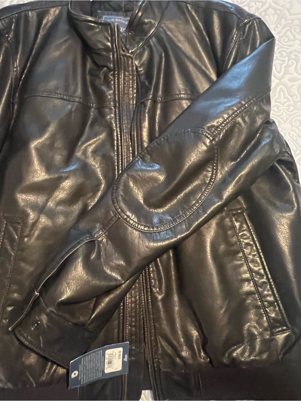 G.H. Bass & Co. Brown/ Expresso Leather Bomber Jacket - Picture 4 of 9